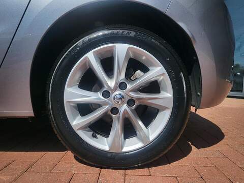 Vauxhall Corsa Turbo SE Premium - U1018