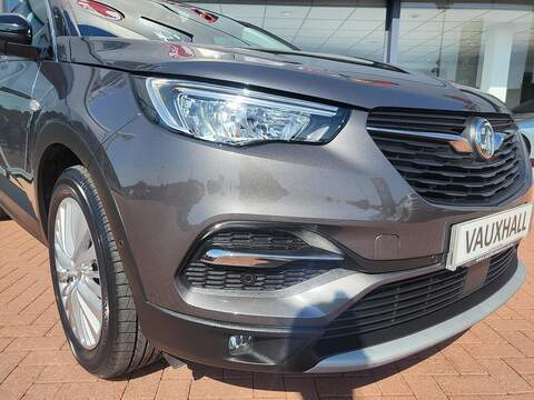 Vauxhall Grandland X Turbo Business Edition Nav - U1020
