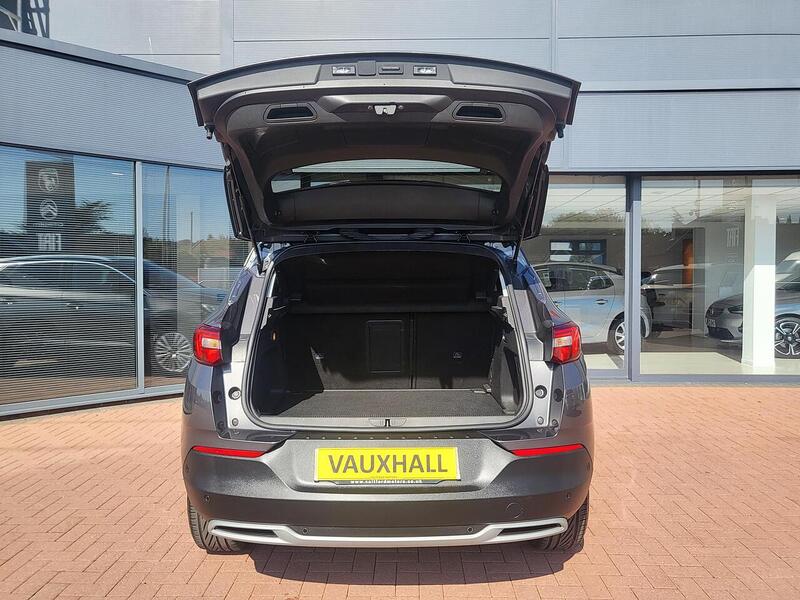 Vauxhall Grandland X Turbo Business Edition Nav - U1020
