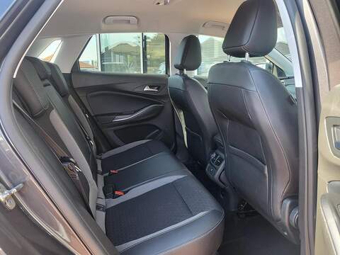 Vauxhall Grandland X Turbo Business Edition Nav - U1020