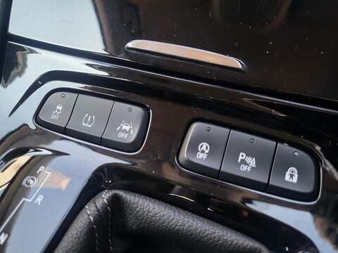Vauxhall Grandland X Turbo Business Edition Nav - U1020