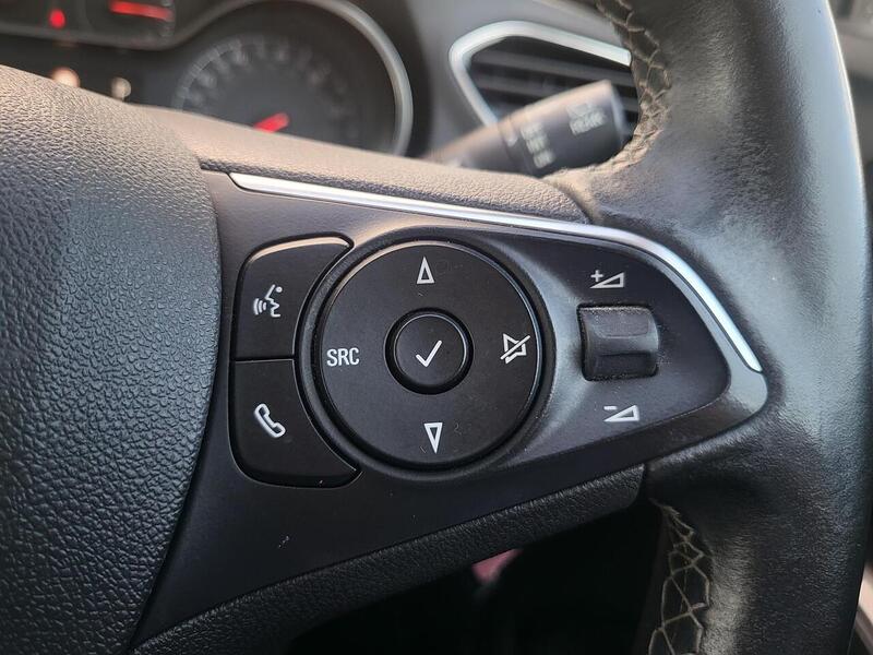 Vauxhall Grandland X Turbo Business Edition Nav - U1020