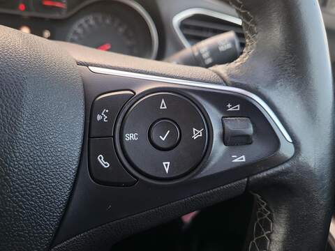 Vauxhall Grandland X Turbo Business Edition Nav - U1020