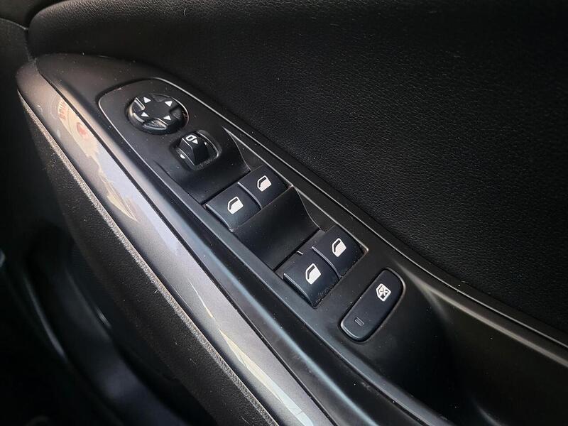 Vauxhall Grandland X Turbo Business Edition Nav - U1020