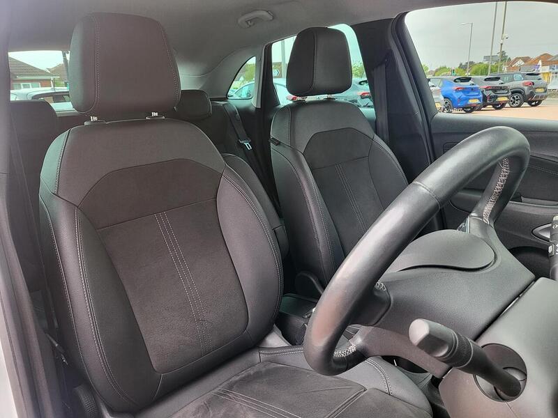 Vauxhall Crossland Turbo Ultimate - U1021