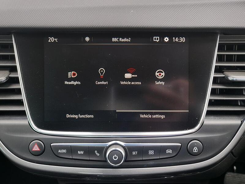 Vauxhall Crossland Turbo Ultimate - U1021