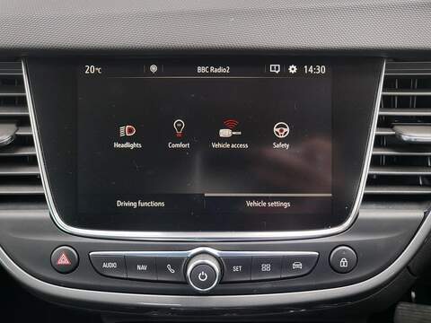 Vauxhall Crossland Turbo Ultimate - U1021