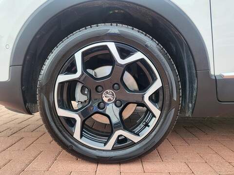 Vauxhall Crossland Turbo Ultimate - U1021