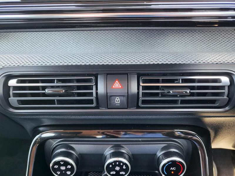 Citroen C3 1.2 Turbo PLUS Hatchback 5dr Petrol Manual Euro 6 (s/s) (100 ps) - U1033