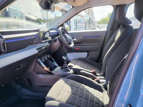 Citroen C3 1.2 Turbo PLUS Hatchback 5dr Petrol Manual Euro 6 (s/s) (100 ps) - U1035