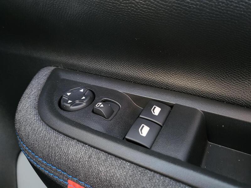 Citroen C3 1.2 Turbo PLUS Hatchback 5dr Petrol Manual Euro 6 (s/s) (100 ps) - U1035
