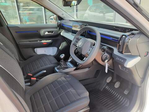 Citroen C3 1.2 Turbo PLUS Hatchback 5dr Petrol Manual Euro 6 (s/s) (100 ps) - U1038