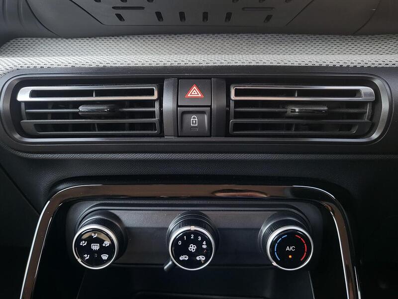 Citroen C3 1.2 Turbo PLUS Hatchback 5dr Petrol Manual Euro 6 (s/s) (100 ps) - U1038