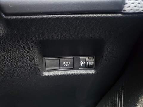 Citroen C3 1.2 Turbo PLUS Hatchback 5dr Petrol Manual Euro 6 (s/s) (100 ps) - U1038