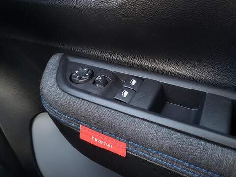 Citroen C3 1.2 Turbo PLUS Hatchback 5dr Petrol Manual Euro 6 (s/s) (100 ps) - U1038