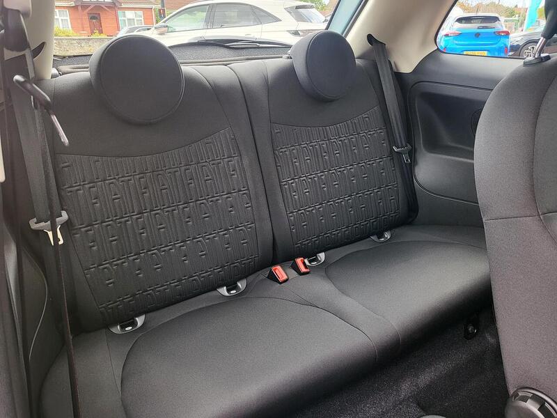 Fiat 500 1.0 MHEV Top Hatchback 3dr Petrol Manual Euro 6 (s/s) (70 bhp) - U1047