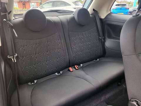 Fiat 500 1.0 MHEV Top Hatchback 3dr Petrol Manual Euro 6 (s/s) (70 bhp) - U1047