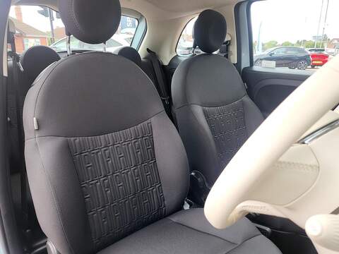 Fiat 500 1.0 MHEV Top Hatchback 3dr Petrol Manual Euro 6 (s/s) (70 bhp) - U1047