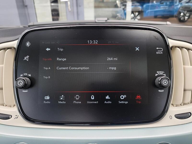 Fiat 500 1.0 MHEV Top Hatchback 3dr Petrol Manual Euro 6 (s/s) (70 bhp) - U1047