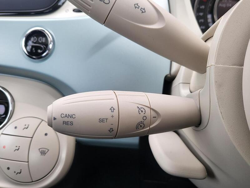 Fiat 500 1.0 MHEV Top Hatchback 3dr Petrol Manual Euro 6 (s/s) (70 bhp) - U1047