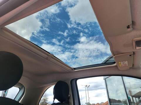 Fiat 500 1.0 MHEV Top Hatchback 3dr Petrol Manual Euro 6 (s/s) (70 bhp) - U1047