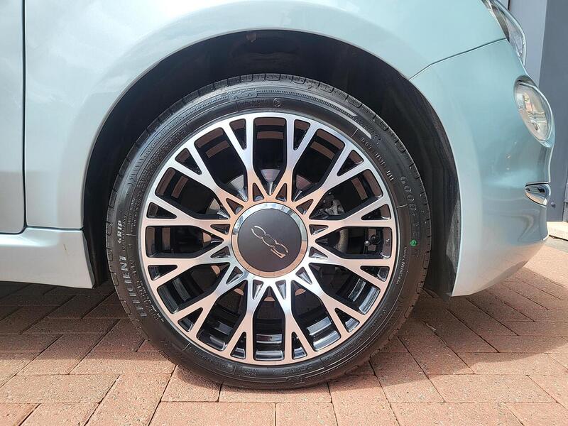 Fiat 500 1.0 MHEV Top Hatchback 3dr Petrol Manual Euro 6 (s/s) (70 bhp) - U1047