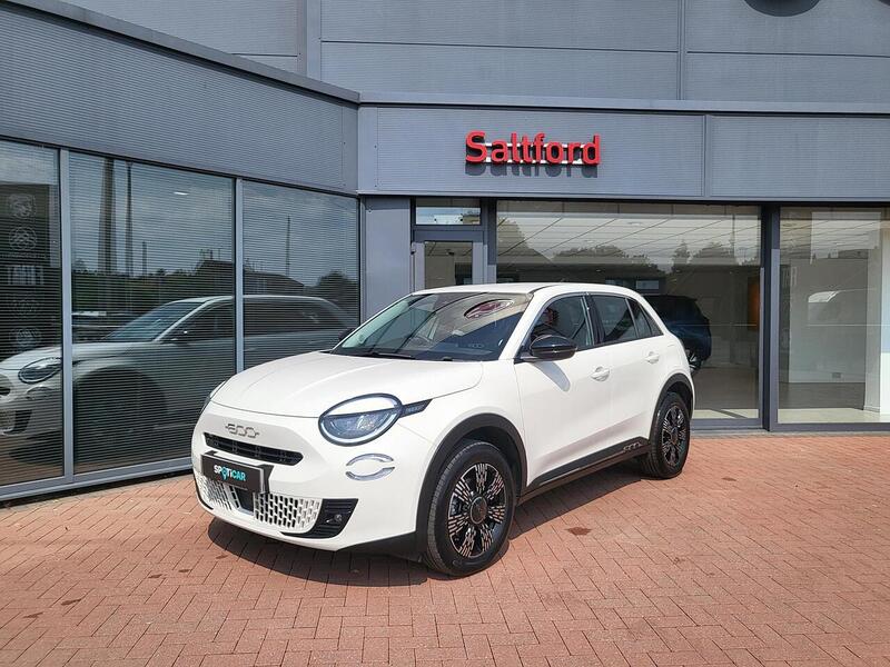 Fiat 600 1.2 MHEV SUV 5dr Petrol Hybrid e-DCT Euro 6 (s/s) (100 ps) 1.2 5dr SUV Automatic Petrol Hybrid - U1049