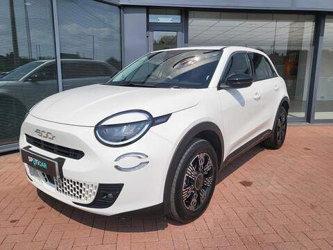 Fiat 600 1.2 MHEV SUV 5dr Petrol Hybrid e-DCT Euro 6 (s/s) (100 ps) 1.2 5dr SUV Automatic Petrol Hybrid - U1049