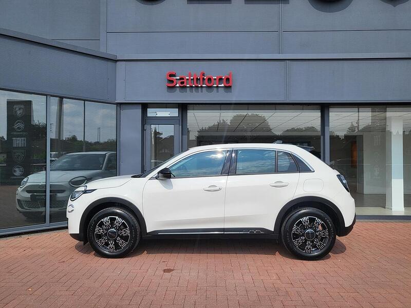 Fiat 600 1.2 MHEV SUV 5dr Petrol Hybrid e-DCT Euro 6 (s/s) (100 ps) 1.2 5dr SUV Automatic Petrol Hybrid - U1049