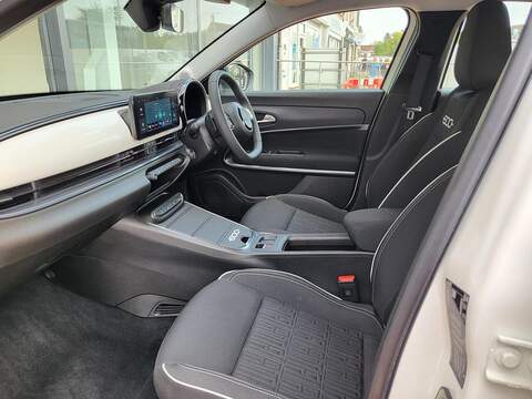 Fiat 600 1.2 MHEV SUV 5dr Petrol Hybrid e-DCT Euro 6 (s/s) (100 ps) 1.2 5dr SUV Automatic Petrol Hybrid - U1049