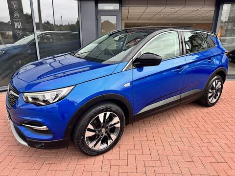 1.2 Turbo GPF Sport Nav SUV 5dr Petrol Auto Euro 6 (s/s) (130 ps)
