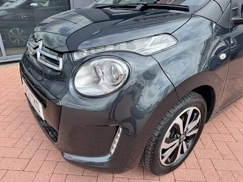 1.0 VTi Shine Hatchback 5dr Petrol Manual Euro 6 (s/s) (72 ps)