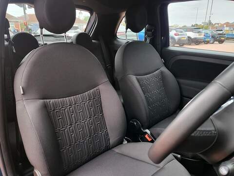 Fiat 500 MHEV - U929