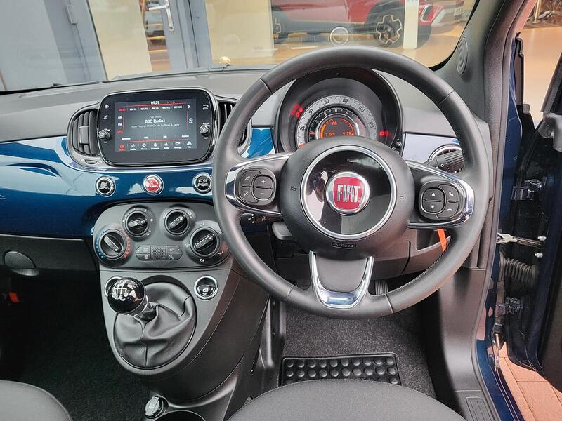 Fiat 500 MHEV - U929