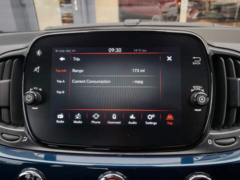 Fiat 500 MHEV - U929