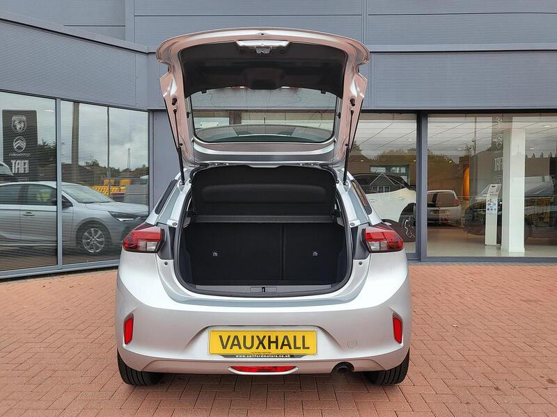 Vauxhall Corsa Design - U950