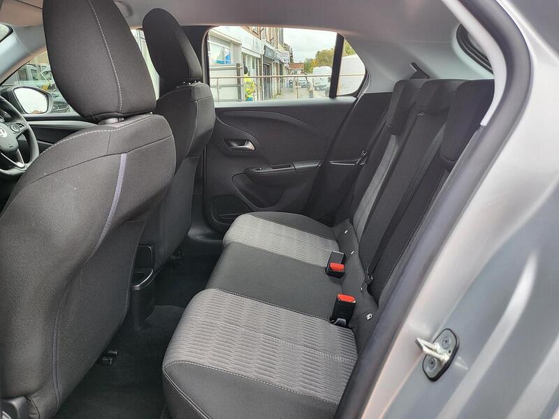 Vauxhall Corsa Design - U950
