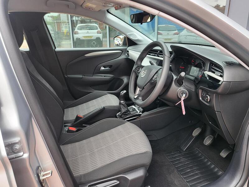 Vauxhall Corsa Design - U950