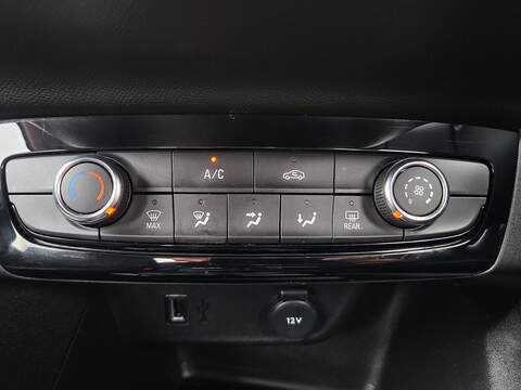 Vauxhall Corsa Design - U950