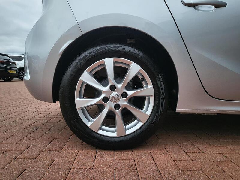 Vauxhall Corsa Design - U950