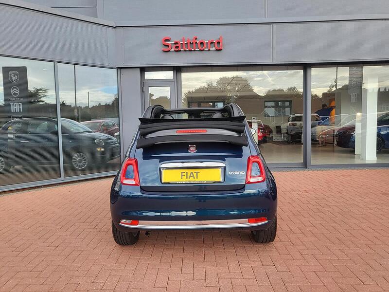Fiat 500C MHEV - U952