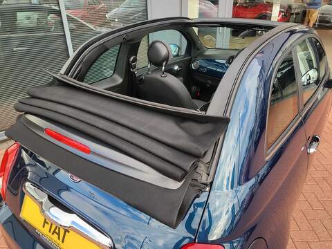 Fiat 500C MHEV - U952