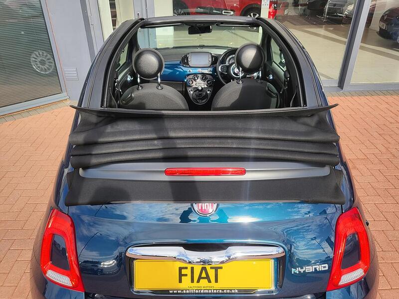 Fiat 500C MHEV - U952