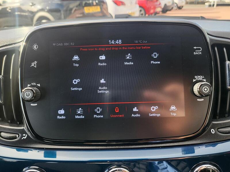 Fiat 500C MHEV - U952