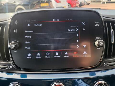 Fiat 500C MHEV - U952