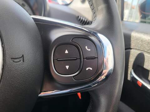 Fiat 500C MHEV - U952