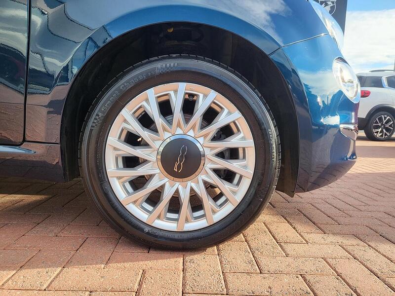 Fiat 500C MHEV - U952