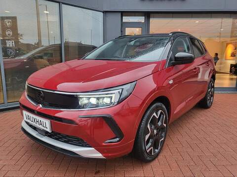 Vauxhall Grandland, 1.2 Turbo Ultimate SUV 5dr Petrol Auto Euro 6 (s/s) (130 ps)