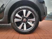 Citroen C3 PureTech PLUS 