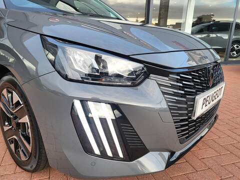 Peugeot 208 PureTech Allure - U976